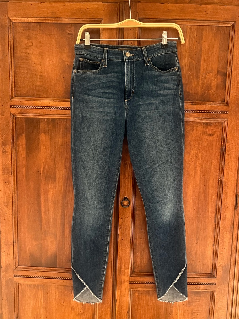 Joe's Charlie high rise skinny ankle jeans | Size 28 | frayed tulip hem